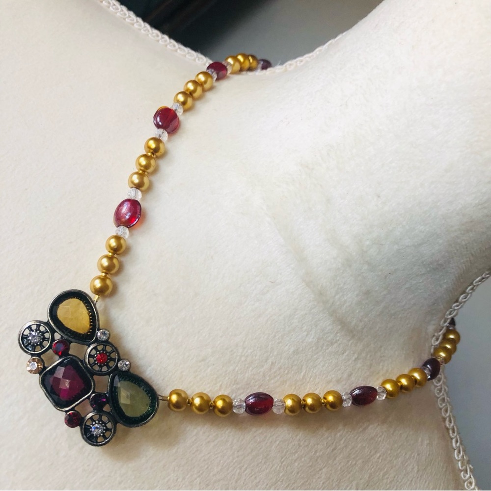 Handcrafted repurpose regal look pendant Czech glass Pearl necklace